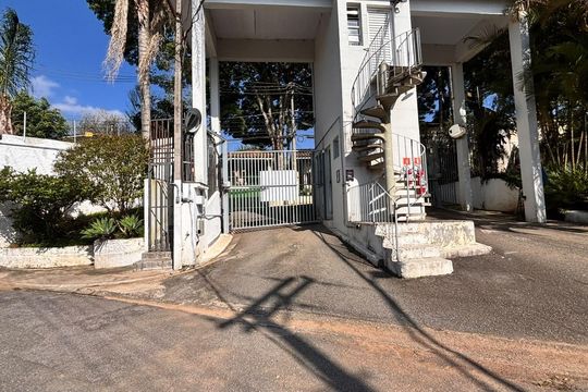 Casa de Condomínio para alugar com 2 quartos, 60m² em Jardim Barro Branco, Cotia