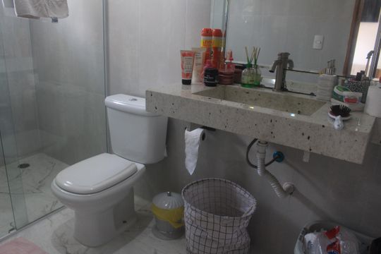 Banheiro da Suíte 1 de casa à venda com 3 quartos, 150m² em São José, São Caetano do Sul