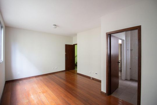 Sala de apartamento à venda com 3 quartos, 90m² em Ouro Preto, Belo Horizonte