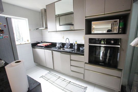 Cozinha de casa à venda com 3 quartos, 178m² em Taquara, Rio de Janeiro