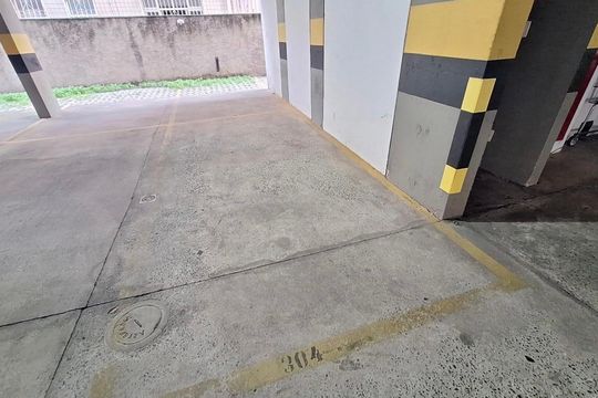 Garagem de apartamento para alugar com 3 quartos, 78m² em Carlos Prates, Belo Horizonte