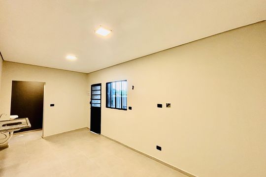 Sala/Cozinha de apartamento para alugar com 1 quarto, 25m² em Vila Uniao(zona Leste), São Paulo