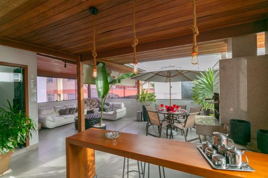 Apartamento à venda com 4 quartos, 207m² em Palmares, Belo Horizonte