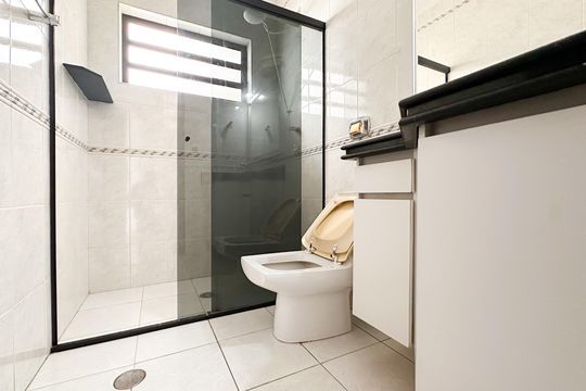 Banheiro Social de casa para alugar com 2 quartos, 144m² em Jardim Antares, São Bernardo do Campo