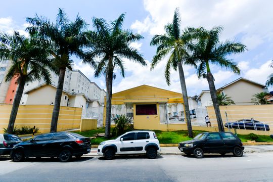 Fachada do condominio  de casa de condomínio para alugar com 3 quartos, 80m² em Centro, Guarulhos