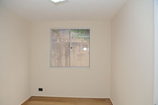 quarto 1  de apartamento para alugar com 2 quartos, 39m² em Guaianases, São Paulo