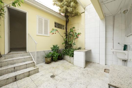 Área de Serviço de casa para alugar com 2 quartos, 270m² em Vila Mariana, São Paulo