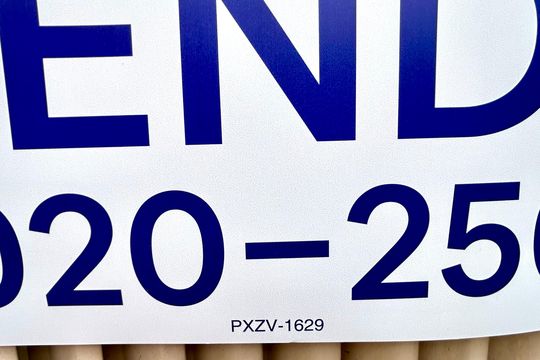 Código da placa PXZV-1629 de casa à venda com 3 quartos, 300m² em Vila Paraiso , Guarulhos
