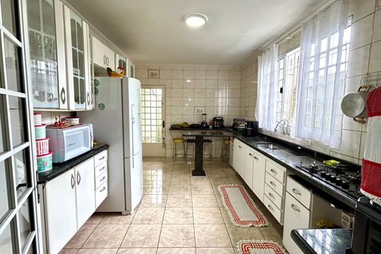 Cozinha de casa à venda com 3 quartos, 300m² em Vila Paraiso , Guarulhos