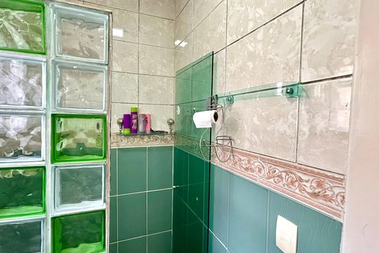 Banheiro 1 de casa à venda com 3 quartos, 300m² em Vila Paraiso , Guarulhos