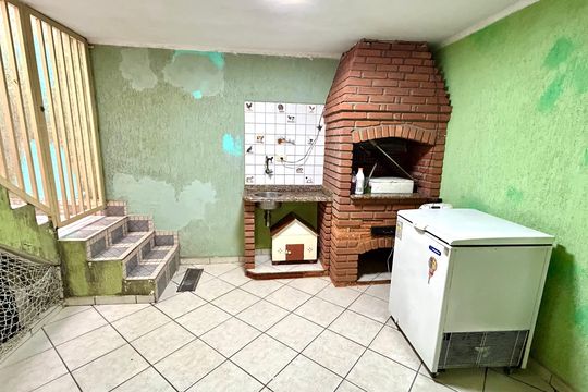 Garagem de casa à venda com 3 quartos, 300m² em Vila Paraiso , Guarulhos