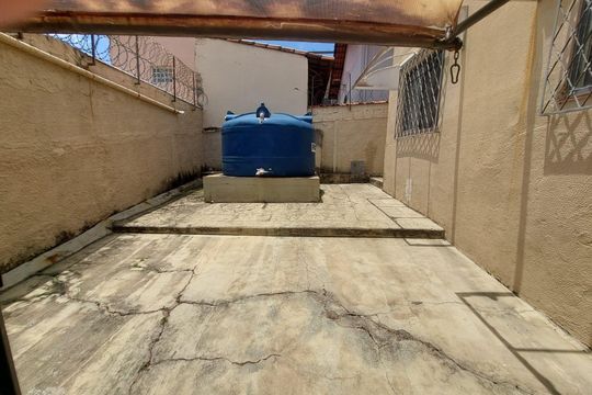 Quintal de apartamento à venda com 3 quartos, 220m² em Alípio de Melo, Belo Horizonte