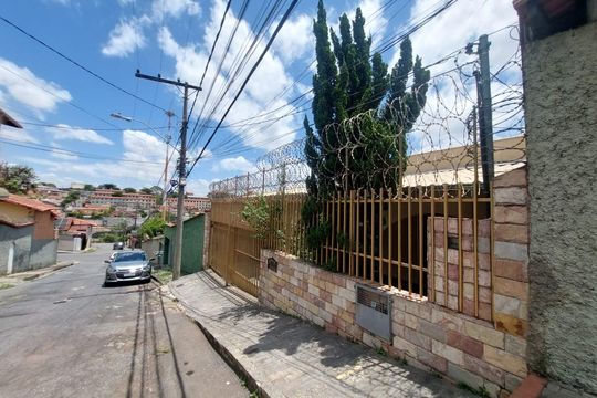 Vista da Rua de apartamento à venda com 3 quartos, 220m² em Alípio de Melo, Belo Horizonte