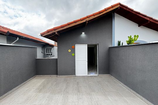 Quarto 1 Varanda de casa à venda com 2 quartos, 102m² em Santa Maria, Santo André