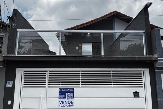 Fachada de casa à venda com 2 quartos, 102m² em Santa Maria, Santo André