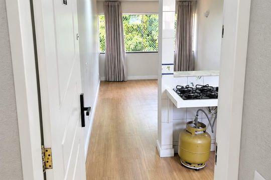 Cozinha de apartamento à venda com 2 quartos, 44m² em SQN 410, Brasília