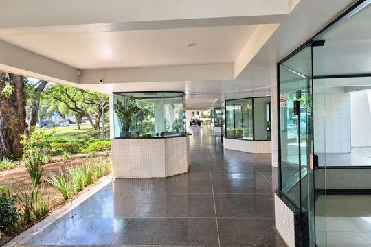 Hall de entrada de apartamento à venda com 2 quartos, 44m² em SQN 410, Brasília