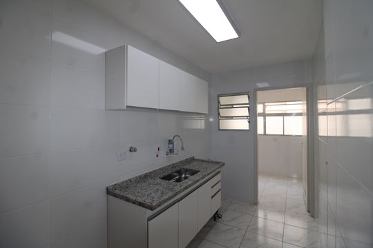 Cozinha de apartamento para alugar com 3 quartos, 75m² em Santana, São Paulo