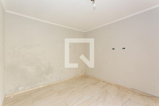 Casa à venda com 3 quartos, 180m² em Vila Matilde, São Paulo