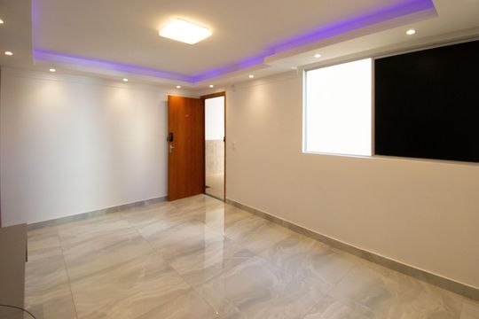 Apartamento à venda com 2 quartos, 48m² em Riacho Fundo 2, Brasília