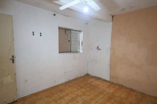 Quarto 2 de casa para alugar com 2 quartos, 150m² em Vila Osasco, Osasco