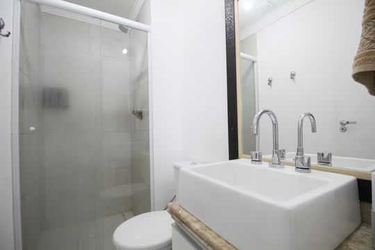 Banheiro de apartamento para alugar com 2 quartos, 55m² em Vila Andrade, São Paulo
