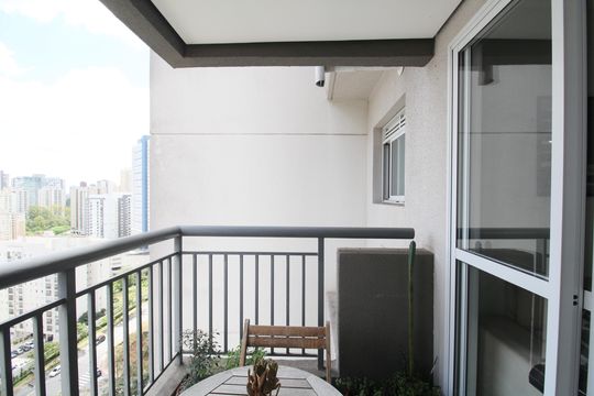 Varanda de apartamento para alugar com 2 quartos, 55m² em Vila Andrade, São Paulo