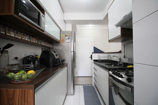 Cozinha de apartamento para alugar com 2 quartos, 55m² em Vila Andrade, São Paulo
