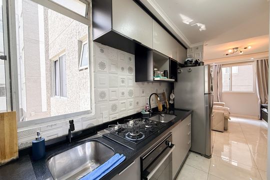 Cozinha de apartamento para alugar com 2 quartos, 39m² em Jardim Ipanema(zona Oeste), São Paulo