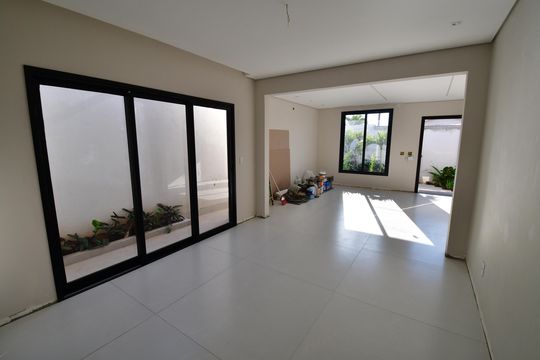 Sala de casa à venda com 3 quartos, 225m² em Parque Taquaral, Campinas