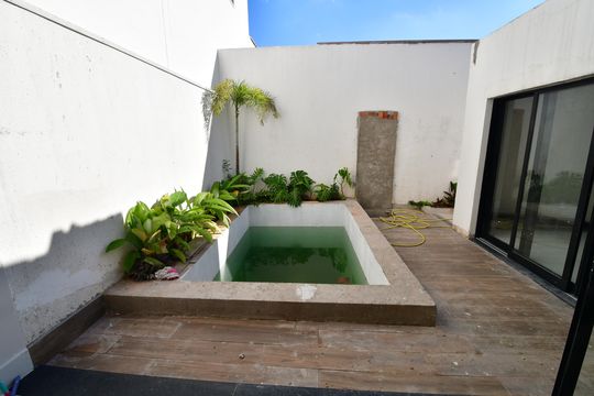 Quintal de casa à venda com 3 quartos, 225m² em Parque Taquaral, Campinas