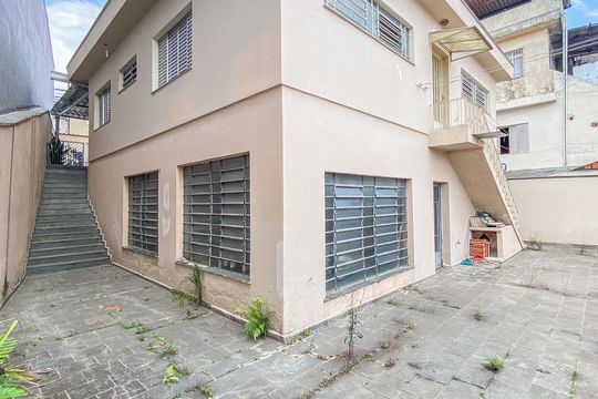 Quintal de casa à venda com 3 quartos, 160m² em Jardim Santa Maria, São Paulo