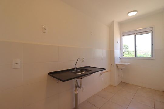 Cozinha de apartamento para alugar com 2 quartos, 43m² em Via Norte, Ribeirão Preto