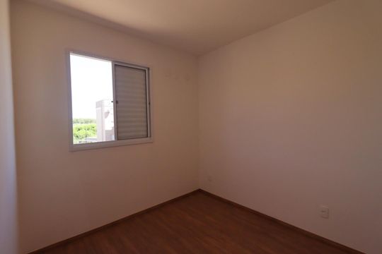 Quarto 2 de apartamento para alugar com 2 quartos, 43m² em Via Norte, Ribeirão Preto
