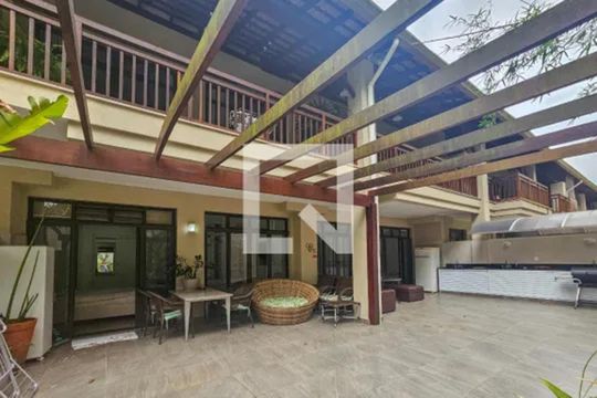Área externa de apartamento para alugar com 3 quartos, 179m² em Praia da Enseada, Guarujá