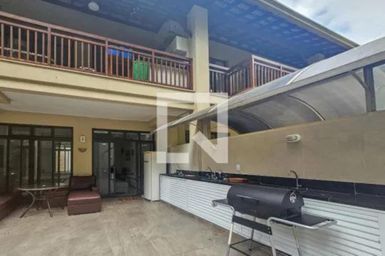 Área externa de apartamento para alugar com 3 quartos, 179m² em Praia da Enseada, Guarujá