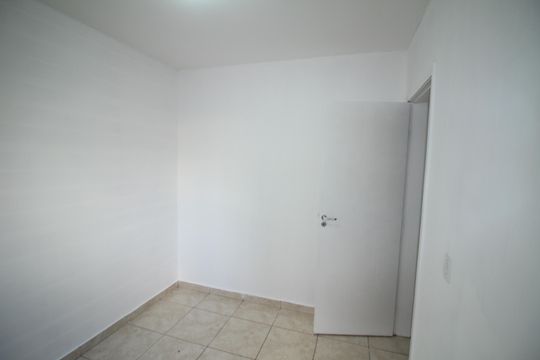 Quarto 1 de apartamento para alugar com 2 quartos, 45m² em Camargos, Belo Horizonte