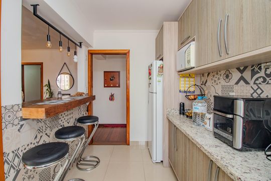 Cozinha e Área de Serviço de apartamento à venda com 3 quartos, 121m² em Cristo Redentor, Porto Alegre