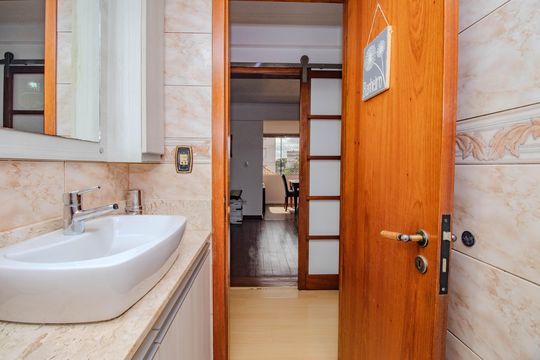 Banheiro Social de apartamento à venda com 3 quartos, 121m² em Cristo Redentor, Porto Alegre