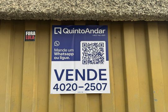 Placa  de casa à venda com 16 quartos, 360m² em Novo Riacho, Contagem