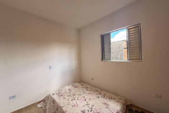 Sala de casa à venda com 4 quartos, 143m² em Jardim Santo Elias, São Paulo
