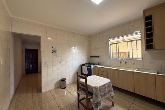 Cozinha de casa à venda com 4 quartos, 143m² em Jardim Santo Elias, São Paulo