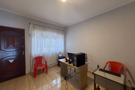Casa à venda com 4 quartos, 143m² em Jardim Santo Elias, São Paulo