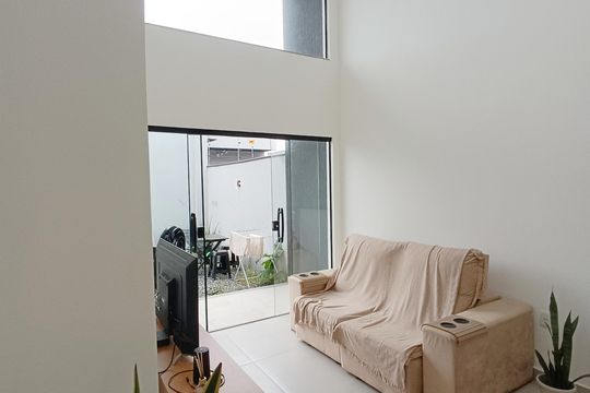 SALA de casa para alugar com 2 quartos, 420m² em Jardim Bela Vista, Rio das Ostras