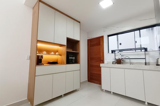 Casa para alugar com 2 quartos, 420m² em Jardim Bela Vista, Rio das Ostras