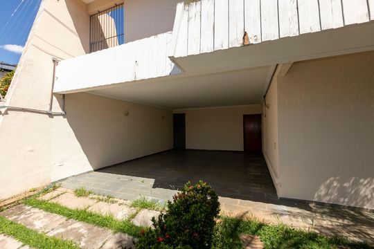 GARAGEM de casa para alugar com 3 quartos, 250m² em Jardim Carlos Gomes, Campinas