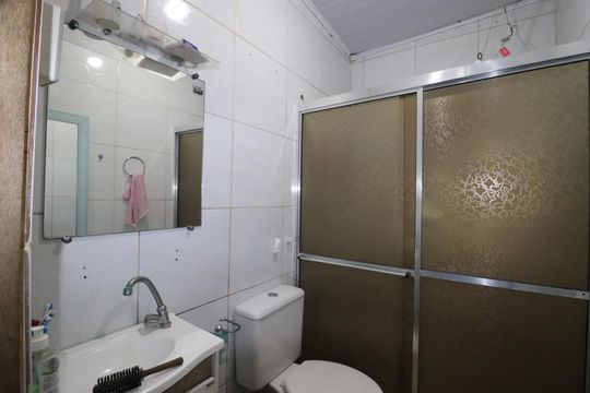 Casa à venda com 3 quartos, 101m² em Olaria, Canoas