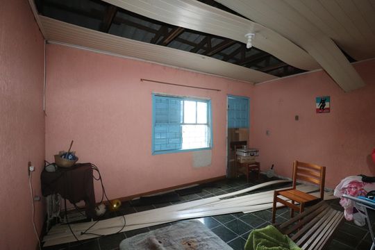 Casa à venda com 3 quartos, 101m² em Olaria, Canoas