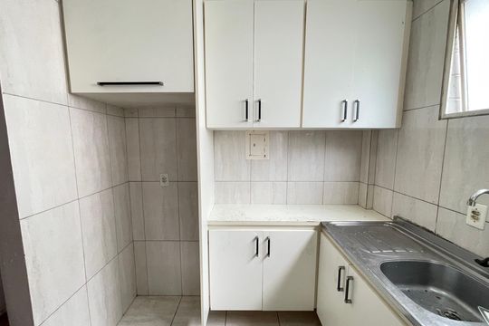 Cozinha de apartamento à venda com 2 quartos, 67m² em Jardim Jaqueline, São Paulo