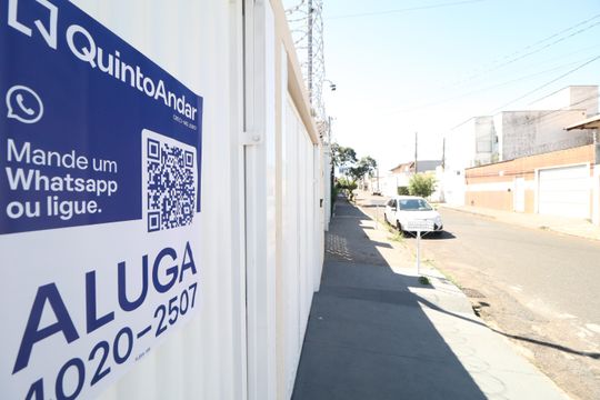 Plaquinha de casa para alugar com 3 quartos, 85m² em Santa Rosa, Uberlândia